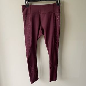 Lululemon Tight Stuff Reflective Scallop Leggings